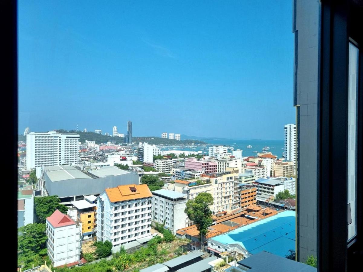 The Base Condo Center Of Pattaya Rooftop Swimming Pool Dış mekan fotoğraf