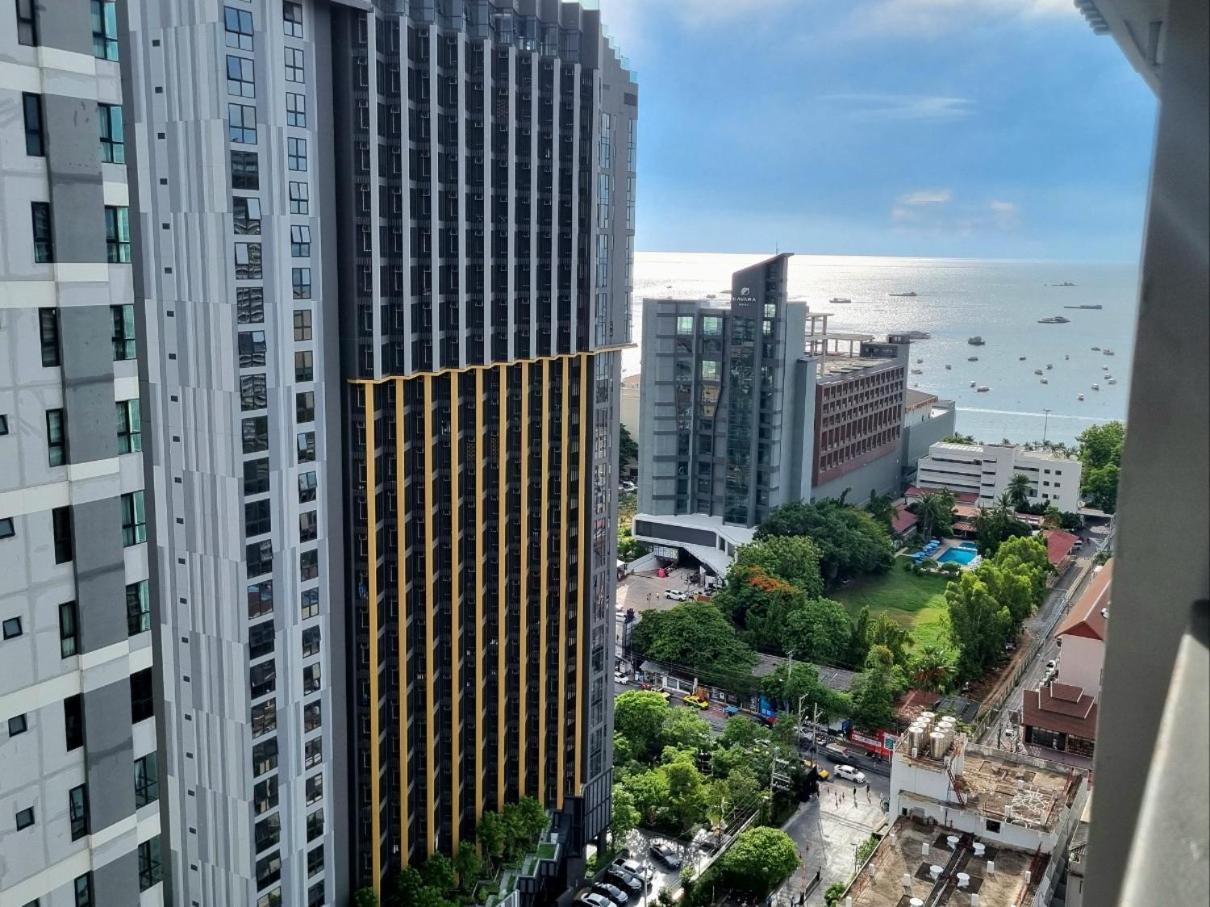 The Base Condo Center Of Pattaya Rooftop Swimming Pool Dış mekan fotoğraf