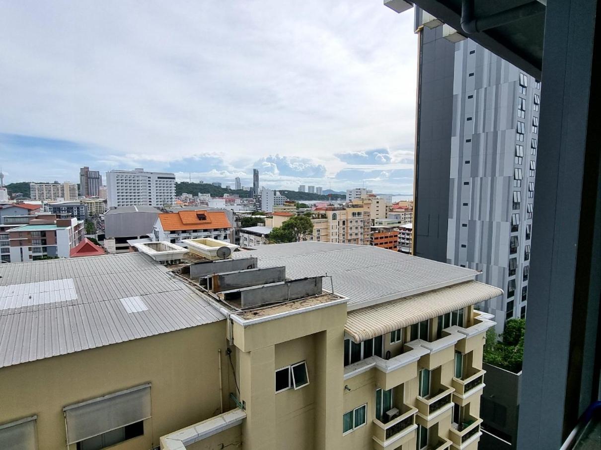 The Base Condo Center Of Pattaya Rooftop Swimming Pool Dış mekan fotoğraf